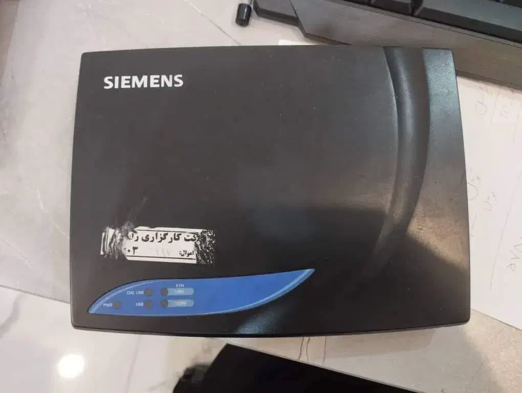 دو عدد مودم زیمنس و لیزر سالم و در حد نو|مودم و تجهیزات شبکه|نوشهر, |دیوار