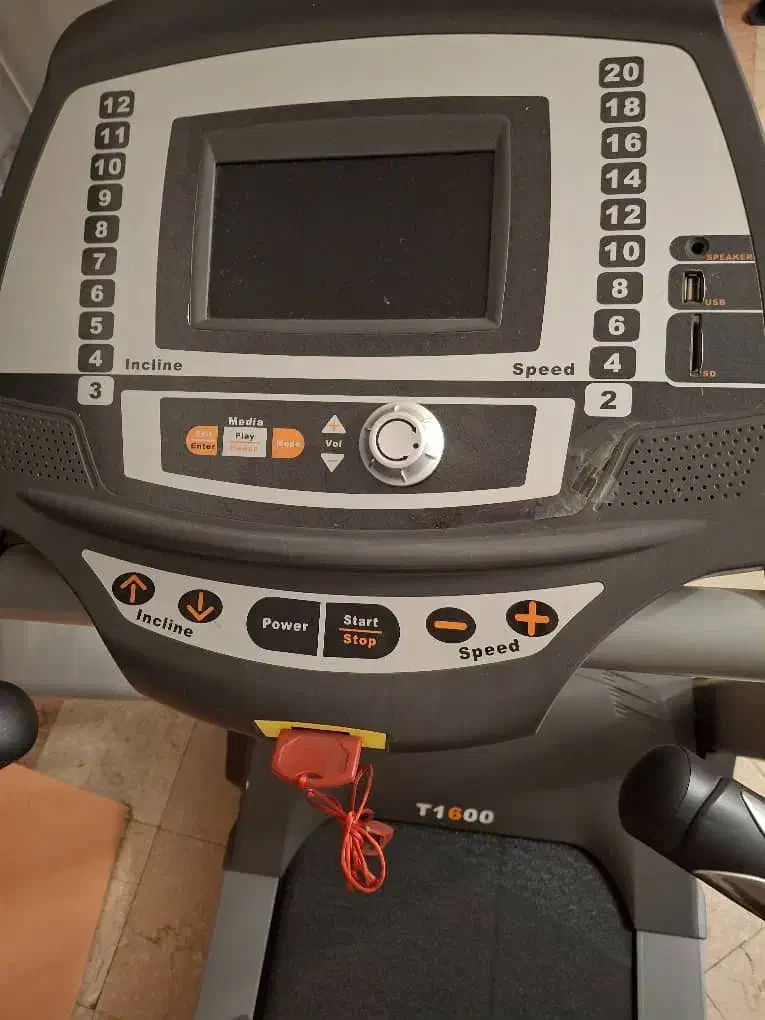 تردمیل|تجهیزات ورزشی|رشت, منظریه|دیوار