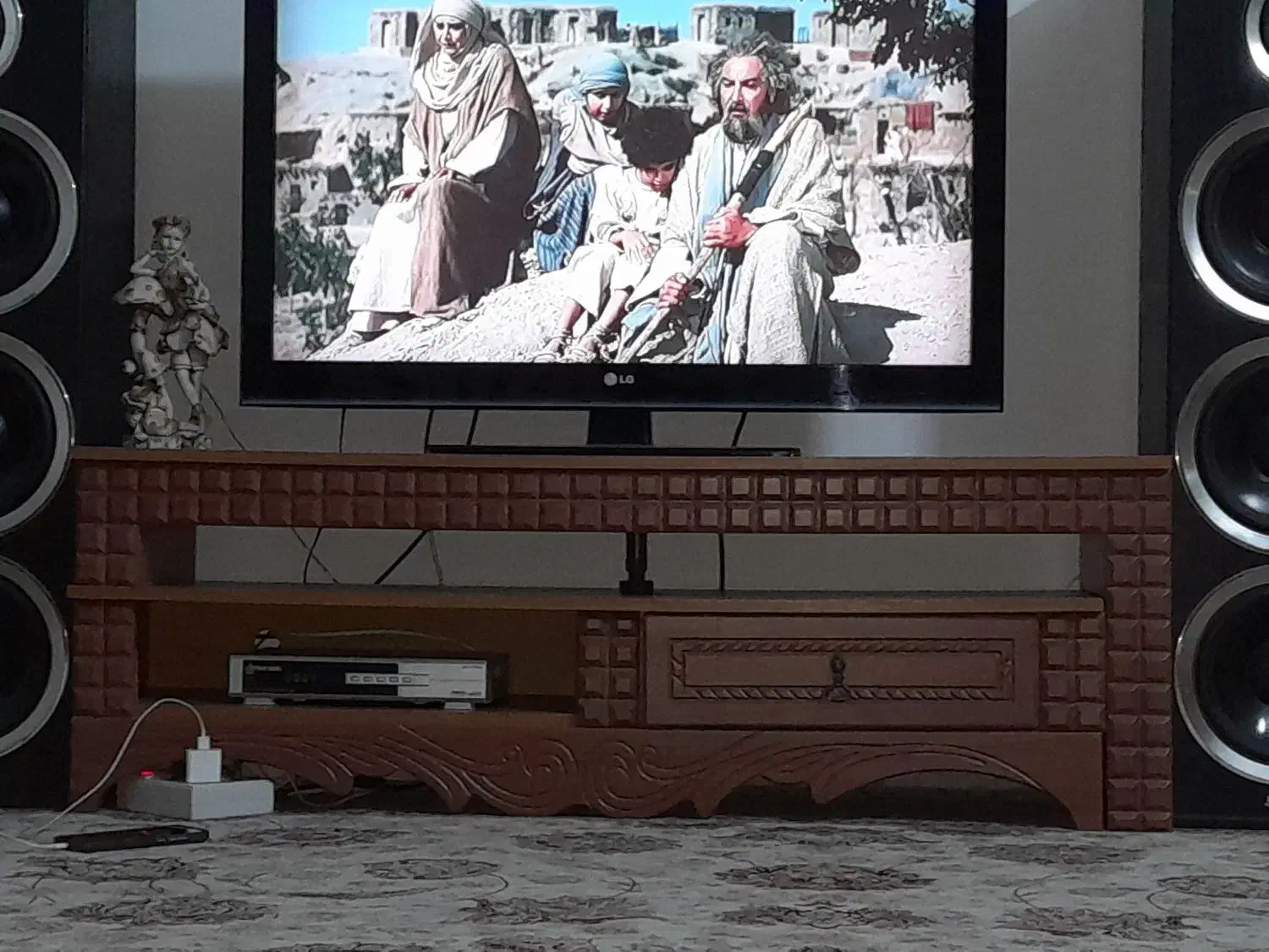 تلویزیون LG کاملا سالم در حد نو|تلویزیون و پروژکتور|گرگان, |دیوار