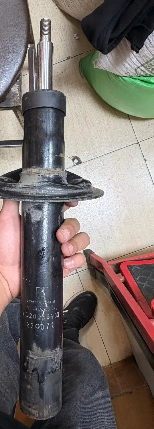 کمک جلو پژو فابریکی|قطعات یدکی و لوازم جانبی|رشت, منظریه|دیوار