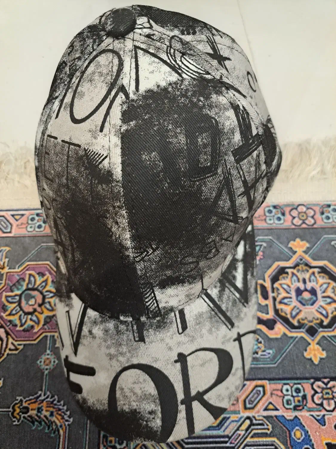 کلاه|لباس|تهران, سردارجنگل|دیوار