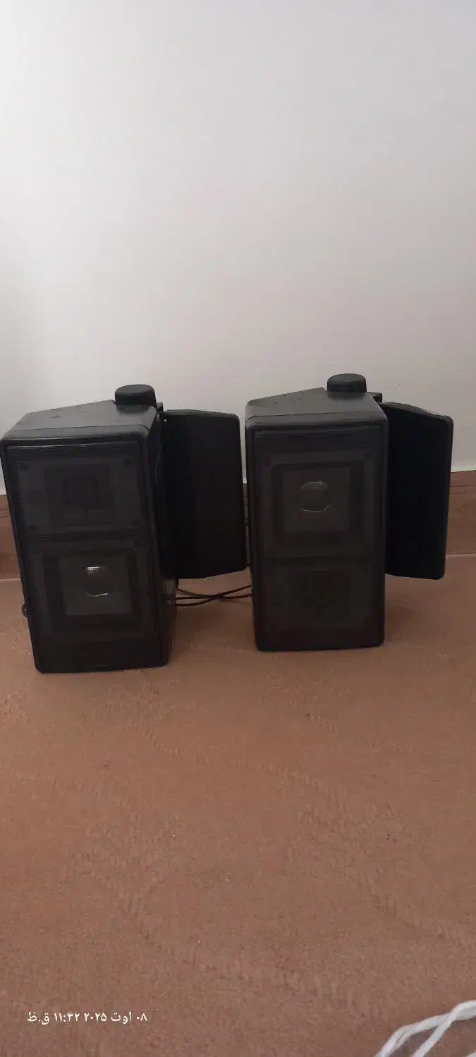 تلویزیون رنگی|تلویزیون و پروژکتور|بروجرد, |دیوار