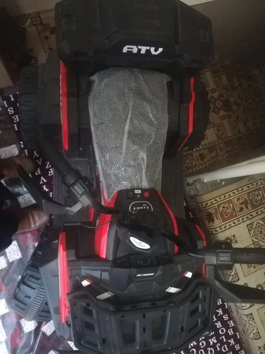 ماشین شارژی|اسباب‌‌بازی|اصفهان, خواجه عمید|دیوار