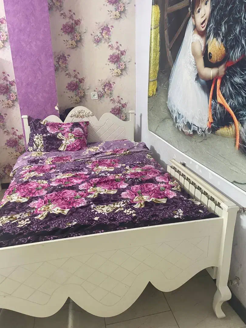 تخت یک نفره سایز ۱۲۰ با میز ارایش|تخت و سرویس خواب|آمل, |دیوار