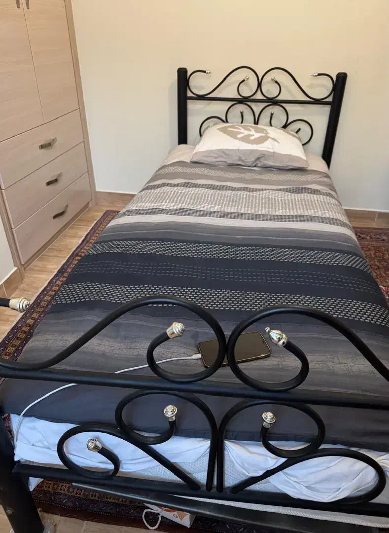 تخت تک نفره فلزی|تخت و سرویس خواب|اردبیل, |دیوار