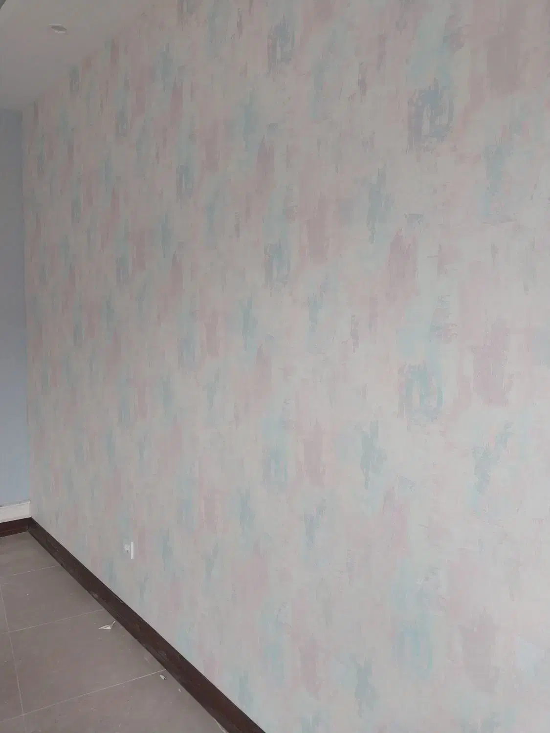 نصب کاغذ دیواری ونقاشی ساختمان انجام میدهم|خدمات پیشه و مهارت|فردوسیه, |دیوار