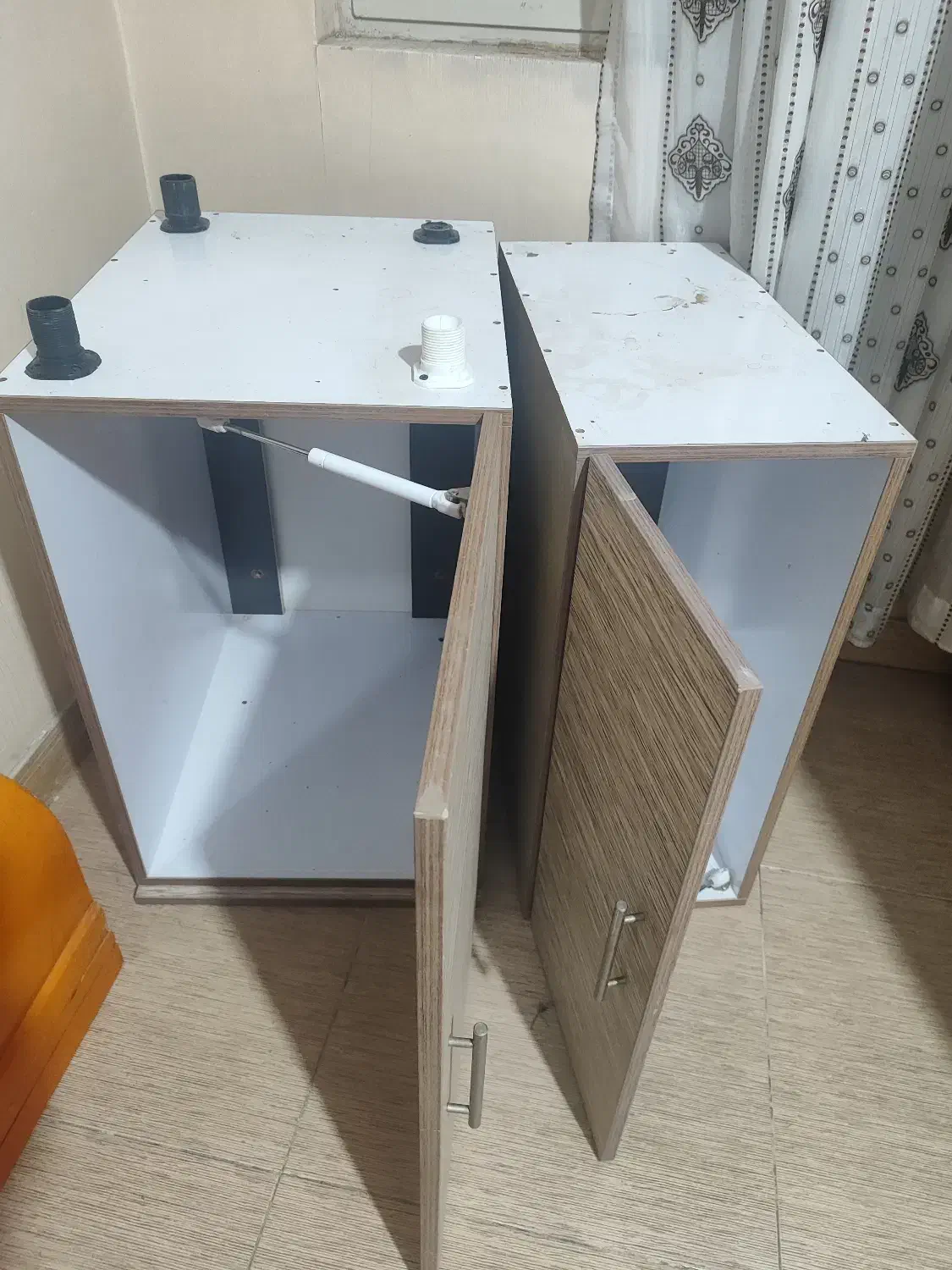 کابینت|حراج|اندیشه, اندیشه فاز ۱|دیوار