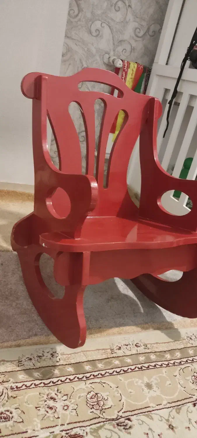 صندلی راک درحد نو|تخت و صندلی بچه|کرج, دهقان ویلا|دیوار