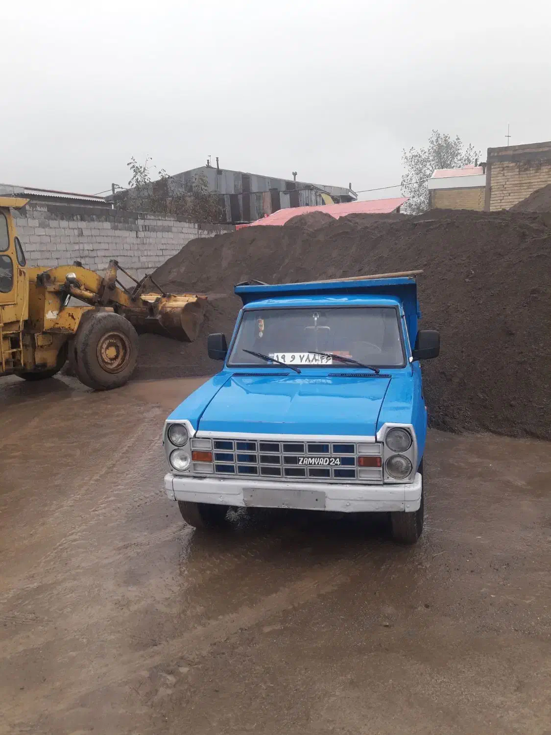 حمل و فروش ماسه و نخاله ساختمانی با نیسان کمپرسی|خدمات حمل و نقل|رشت, شهرک قدس|دیوار