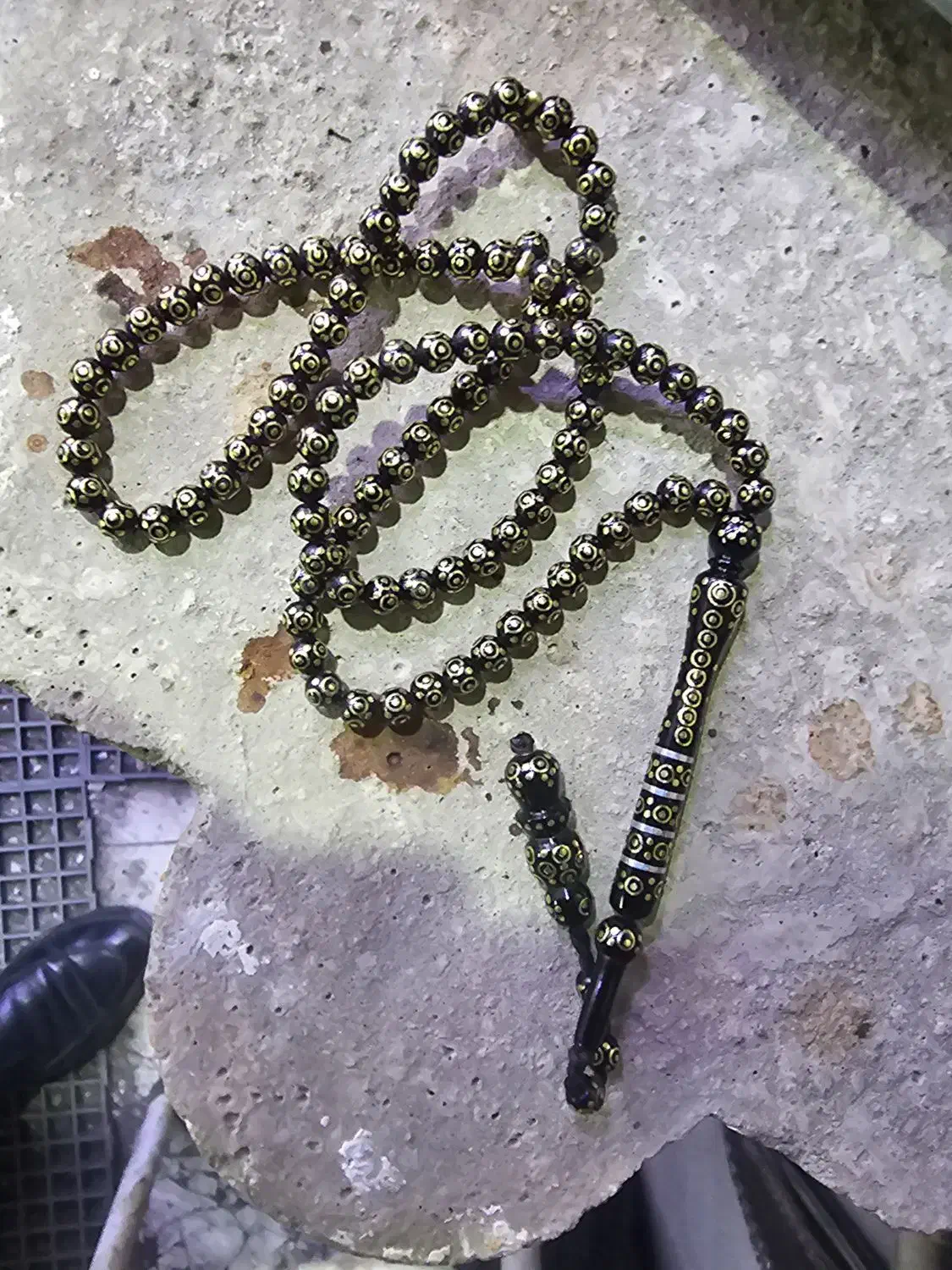 تسپه میخدوز ۱۲ چشم|کلکسیون اشیاء عتیقه|تبریز, |دیوار