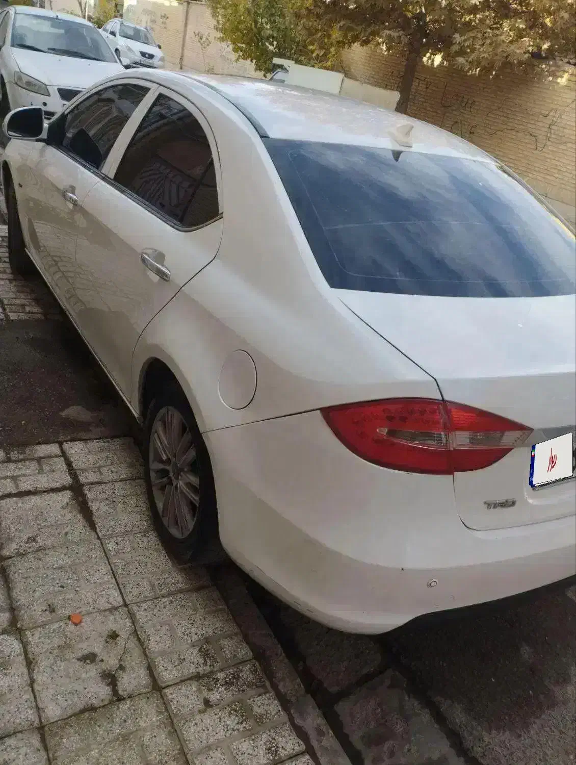 ماشین بسیار تمییز وآپشنها فول|خودرو سواری و وانت|نیشابور, دارایی|دیوار