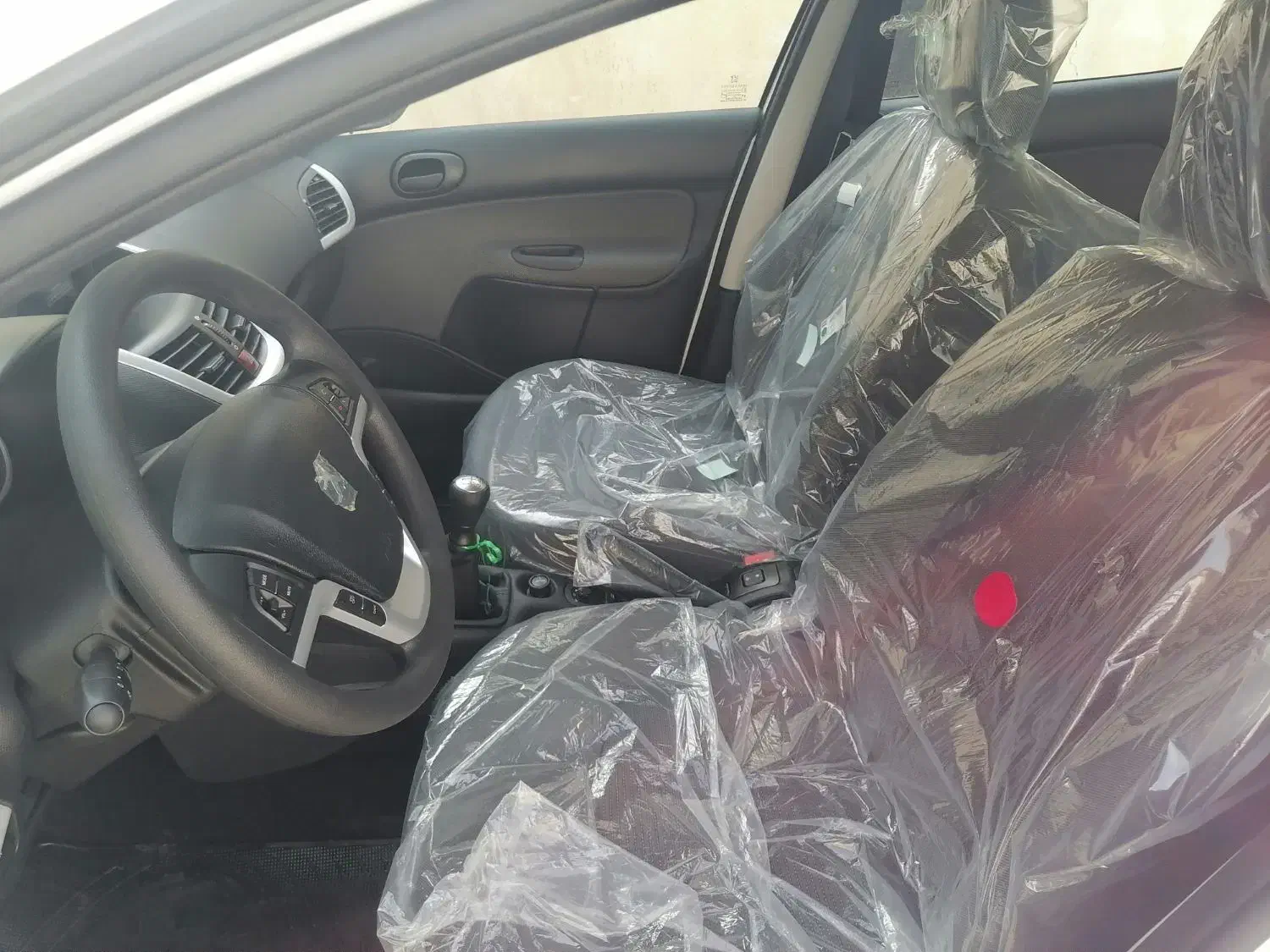 207 دستی هیدرولیک سقف فلز|خودرو سواری و وانت|خرم‌آباد, |دیوار