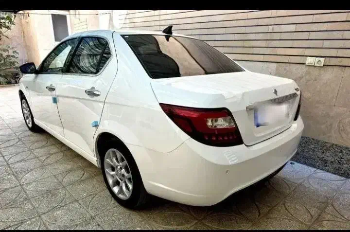 دنا پلاس بورسی|خودرو سواری و وانت|شاهینشهر, خبرنگار|دیوار