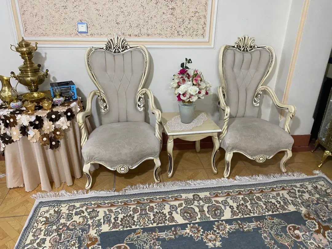 مبل ۷نفره  ومیز غذاخوری|مبلمان خانگی و میز عسلی|تهران, گمرک|دیوار