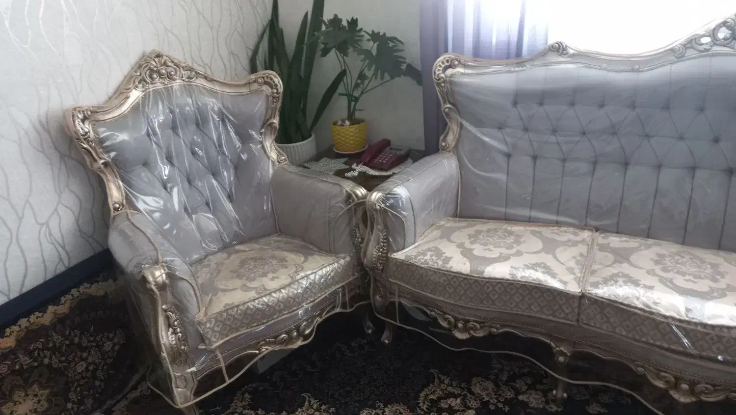 مبل سلطنتی ۷ نشیمن با میز|مبلمان خانگی و میز عسلی|ملایر, |دیوار