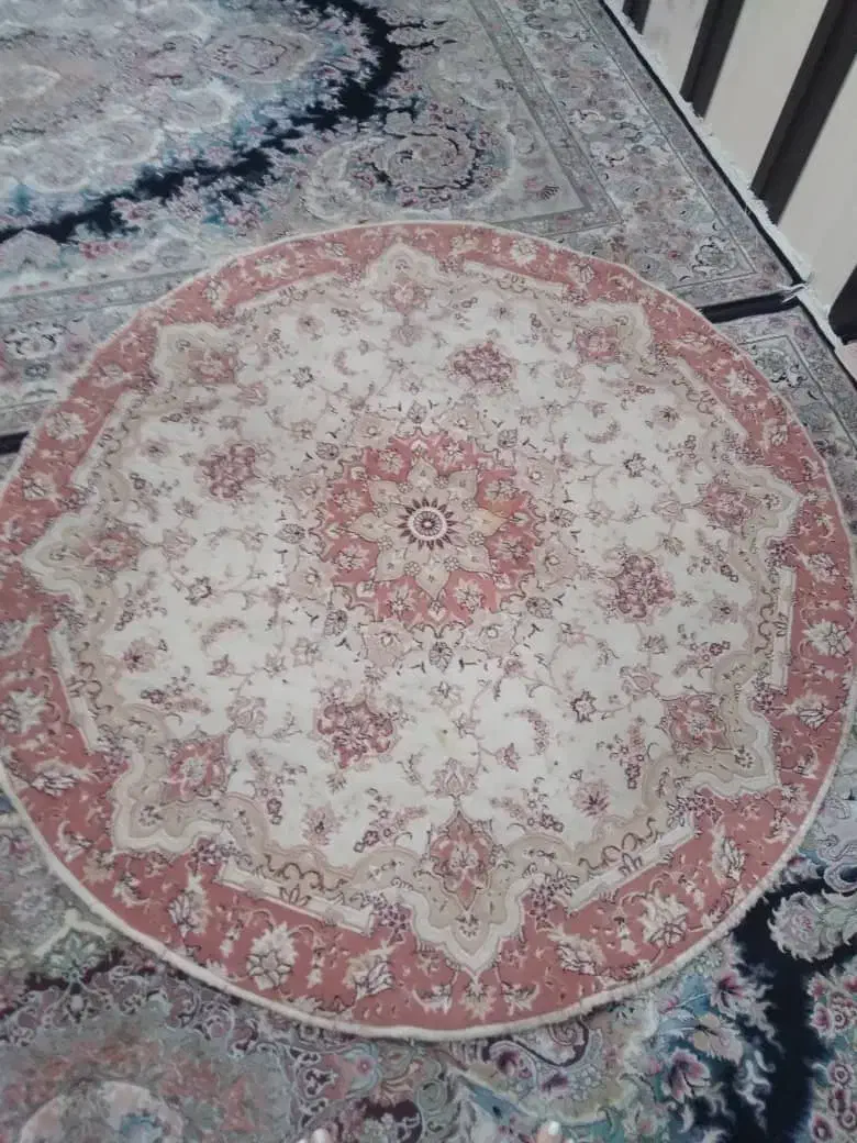 فرش ۲ در۲ متر سالم بفروش میرسد|فرش|سهند, |دیوار