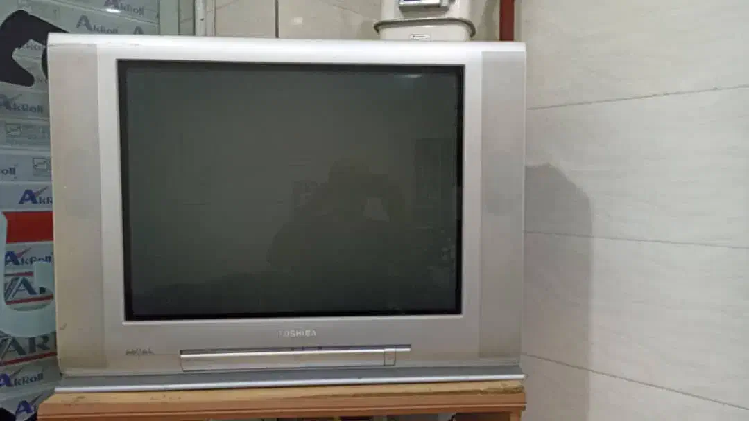 تلویزیون توشیبا اصلی ۲۹ اینچ|تلویزیون و پروژکتور|کیاشهر, |دیوار