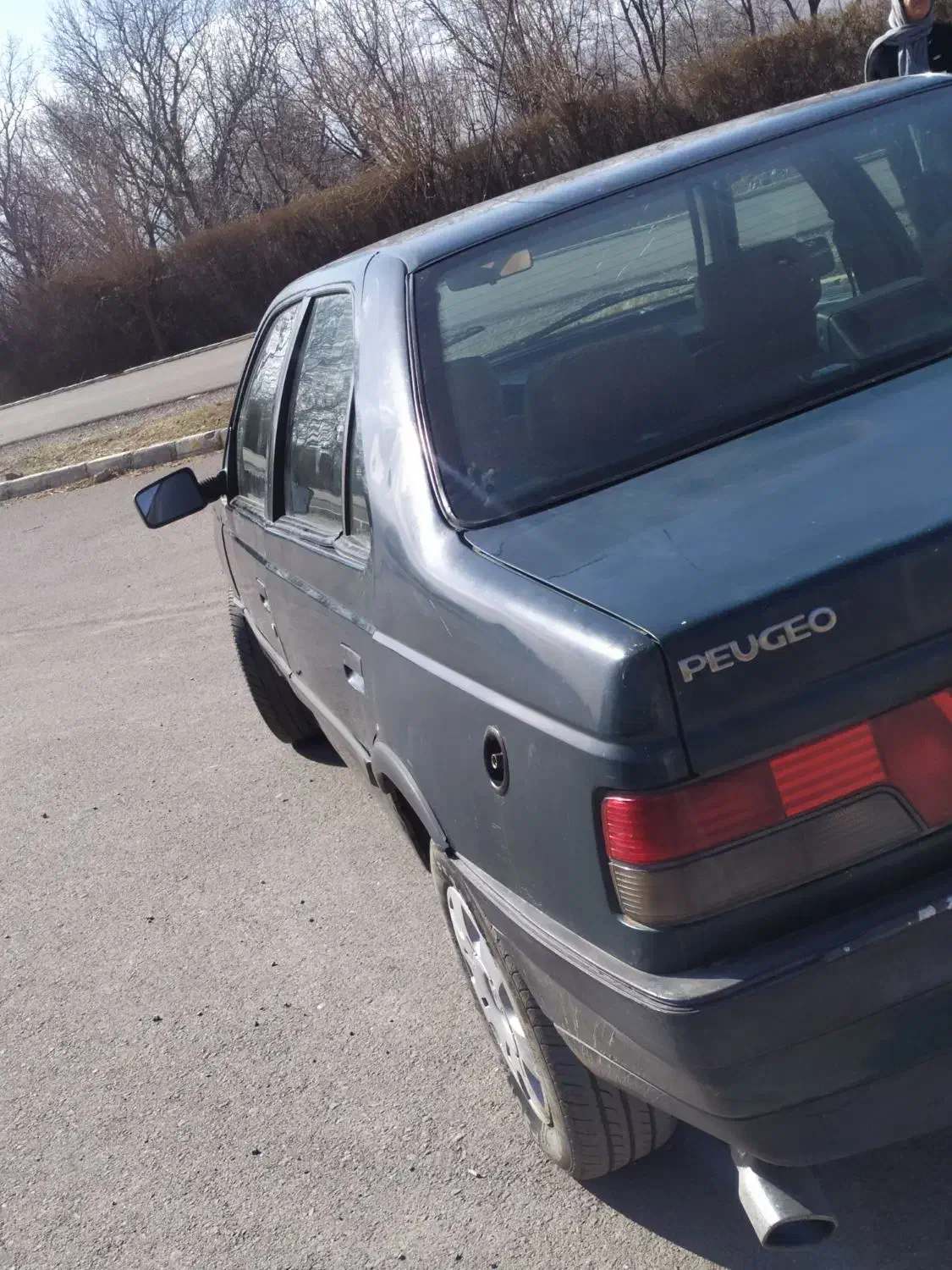 پژو اردی|خودرو سواری و وانت|بروجرد, |دیوار