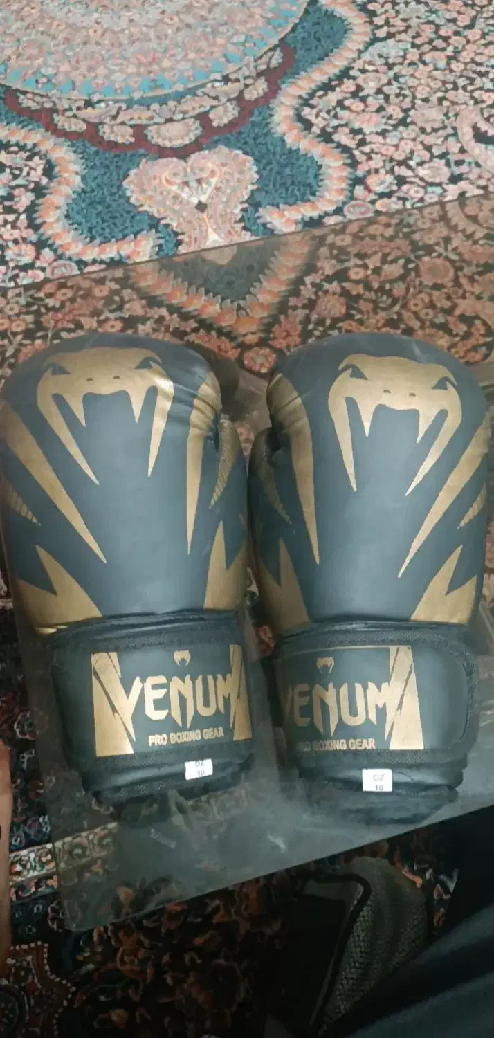 دستکش بوکس|تجهیزات ورزشی|تربتحیدریه, آبشار|دیوار