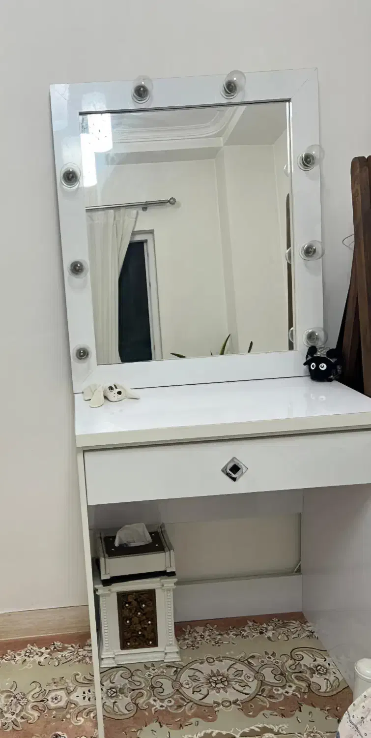 کنسول اینه|بوفه، ویترین، کنسول|رشت, استقامت ۱|دیوار