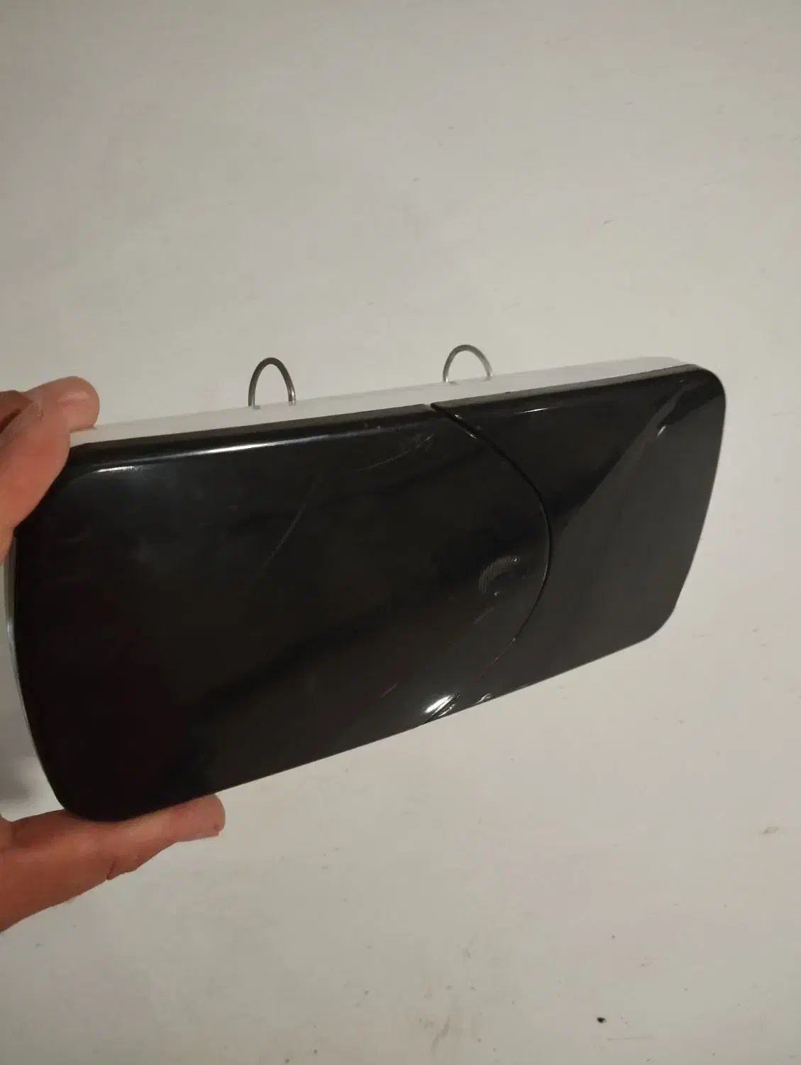 خطر مثلثی و آچار چرخ و آچار شمع و آچار جک|قطعات یدکی و لوازم جانبی|قم, شاه سید علی|دیوار