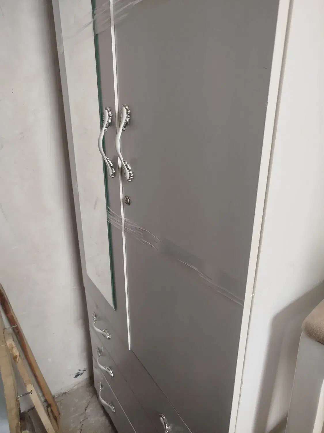 کمد و بوفه|جاکفشی، کمد، دراور|الیگودرز, |دیوار