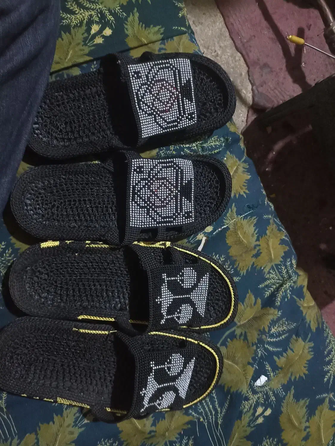 گیوه زندان بافت|کیف، کفش، کمربند|گنبد کاووس, |دیوار