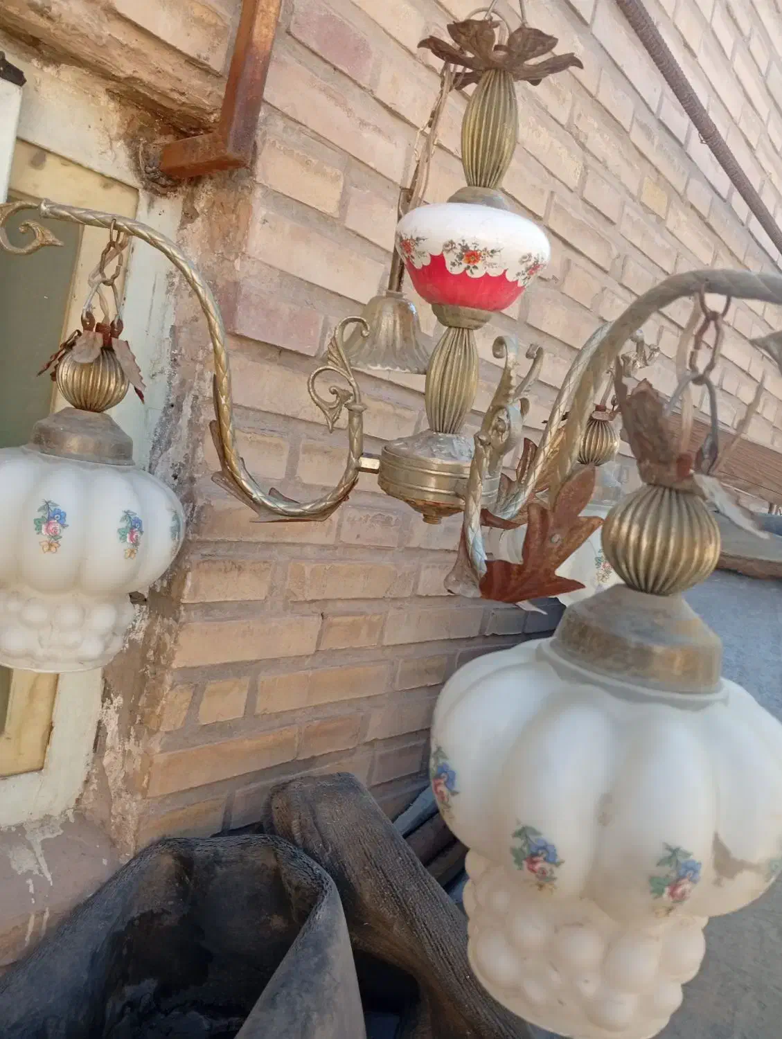 لوستر عتیقه قدیمی|لوستر و چراغ آویز|کرمان, |دیوار