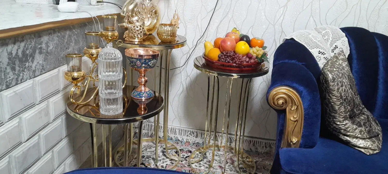 ۳ عدد عسلی طلایی|مبلمان خانگی و میز عسلی|نجف‌آباد, ویلاشهر|دیوار