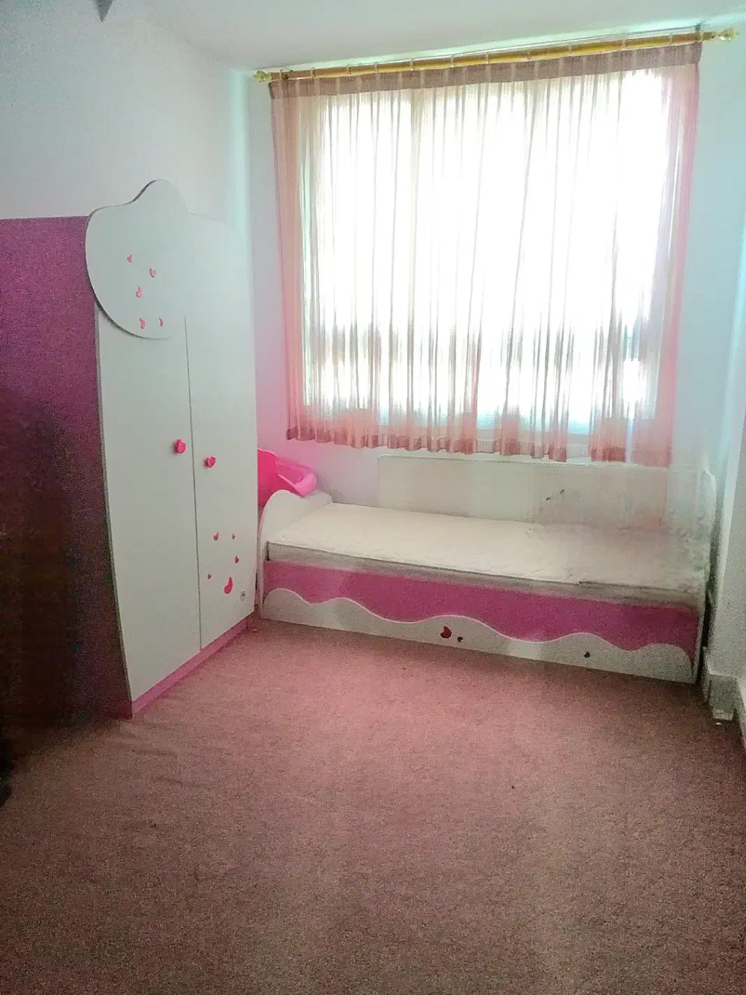 تخت و کمد دخترانه شرکتی و کاملا نو|تخت و صندلی بچه|الیگودرز, |دیوار