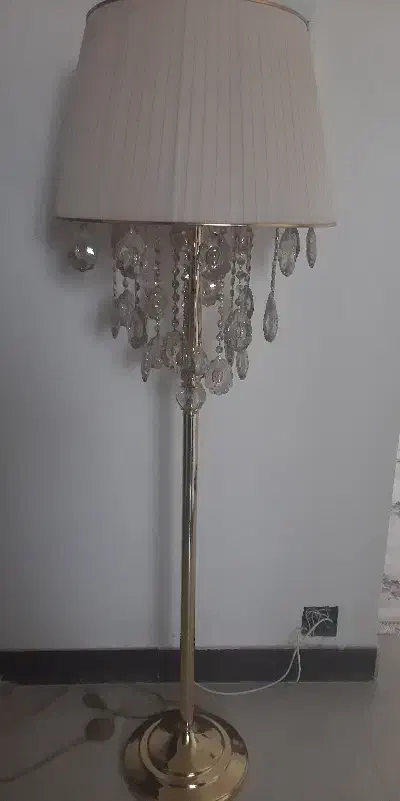 آباژور ایستاده|چراغ خواب و آباژور|مشهد, کلاهدوز|دیوار