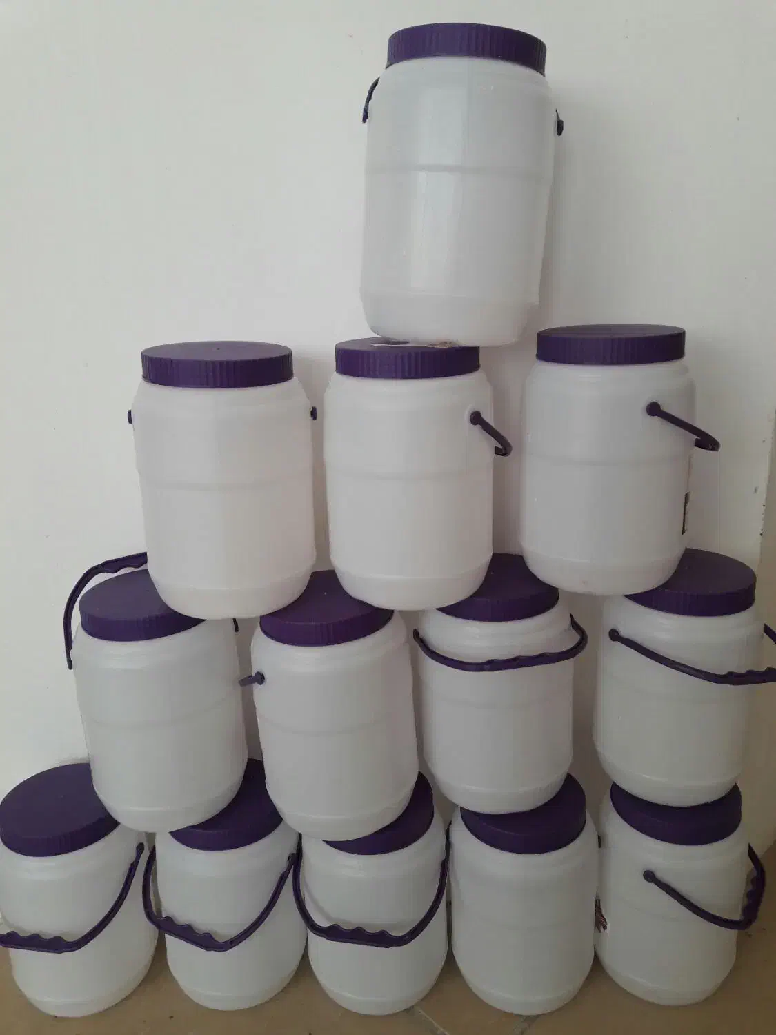 قمقمه|ظروف نگهدارنده، پلاستیکی، یکبارمصرف|شهرکرد, |دیوار