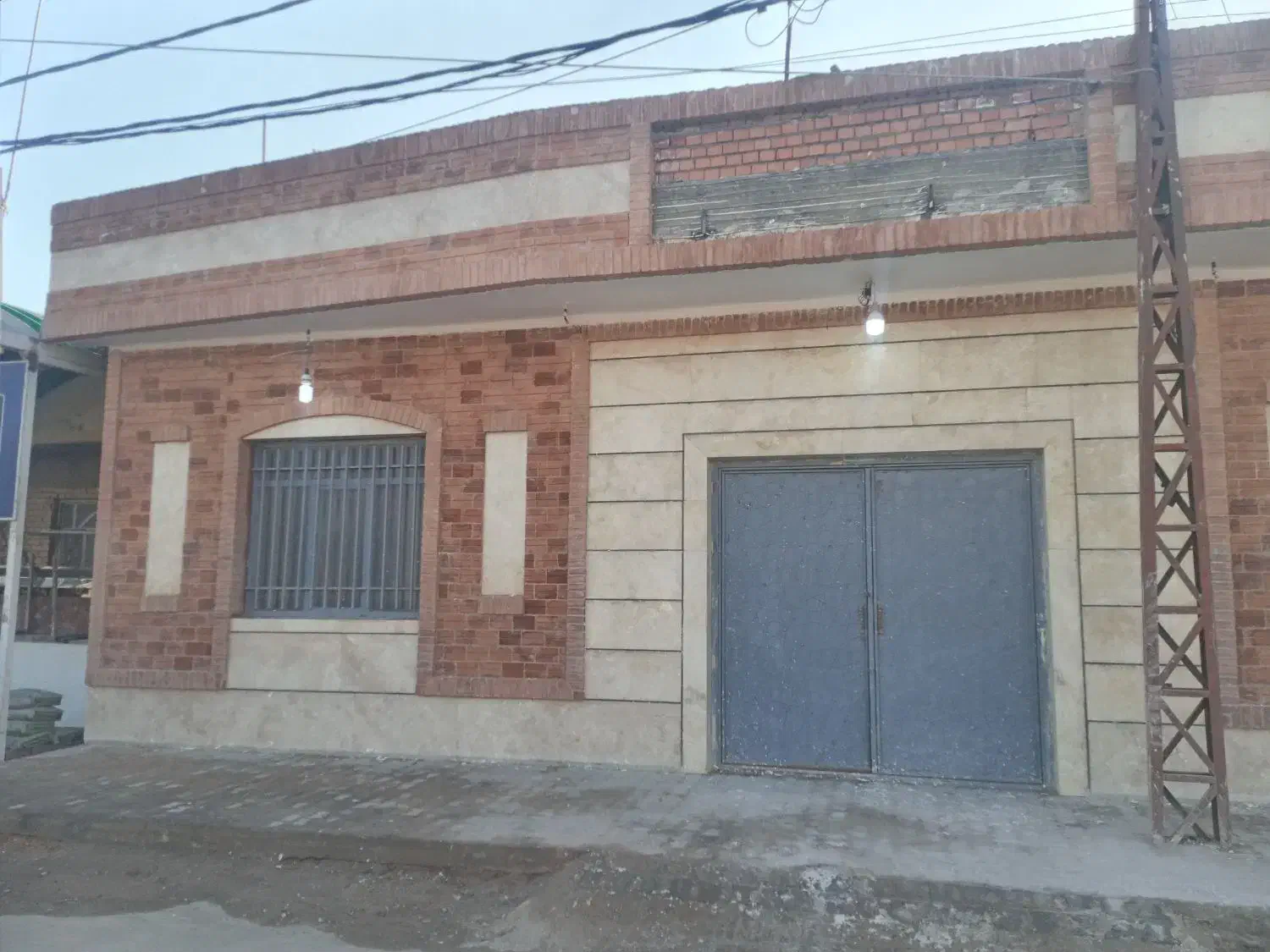 کاشی کار.استاد کاشی کاری سرامیک .کف بدنه اسلب|خدمات پیشه و مهارت|خرم‌آباد, |دیوار