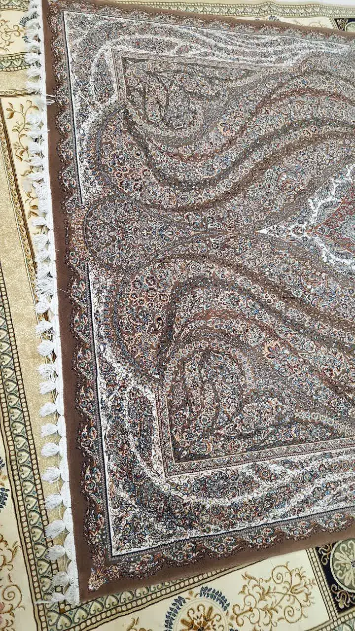 دو تخته فرش9متری700شانه گردویی|فرش|ایلام, |دیوار