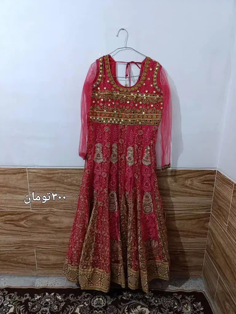 لباس مجلسی|لباس|شیراز, شریف‌آباد|دیوار