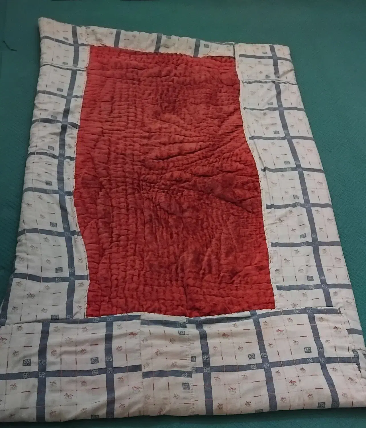 لحاف|رختخواب، بالش، پتو|خمینی‌شهر, |دیوار