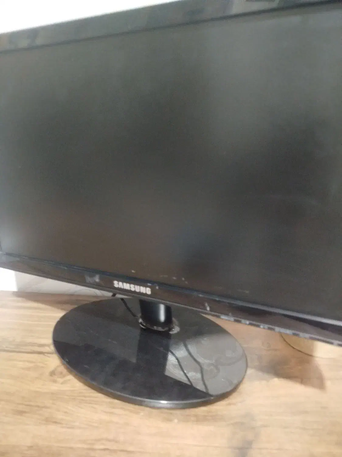 مانیتور سامسونگ ۱۹ اینچ|قطعات و لوازم جانبی رایانه|گلستان (تهران), |دیوار