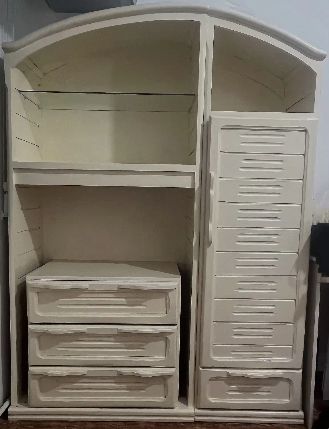 کمد|جاکفشی، کمد، دراور|میانه, |دیوار