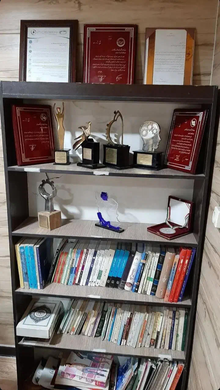 استخدام مدلینگ برای مجموعه ی معتبر|استخدام هنری و رسانه|کرج, کوی امامیه|دیوار