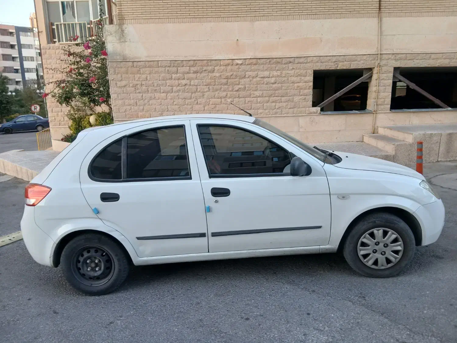 تیبا ۲ مدل ۹۹|خودرو سواری و وانت|صدرا-فارس, فاز ۱|دیوار