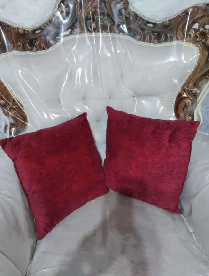 دو عدد کوسن .|تخت و سرویس خواب|تهران, اکباتان|دیوار