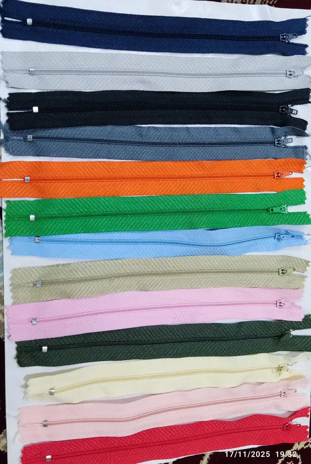 زیب 20سانتی|لوازم خیاطی و بافتنی|کازرون, |دیوار