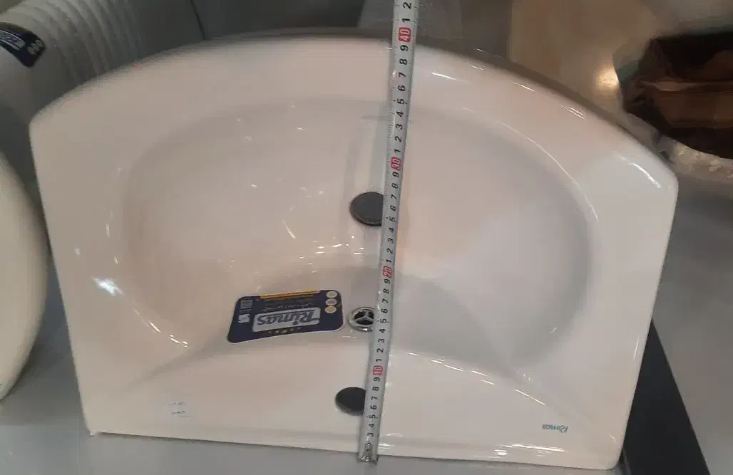 روشویی پایه دار|لوازم سرویس بهداشتی|یزد, |دیوار