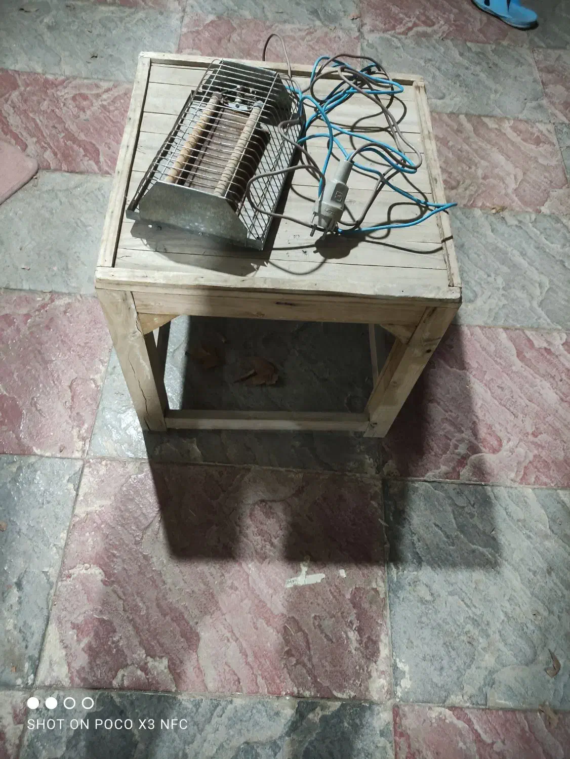 کرسی|بخاری، هیتر، شومینه|چالوس, |دیوار