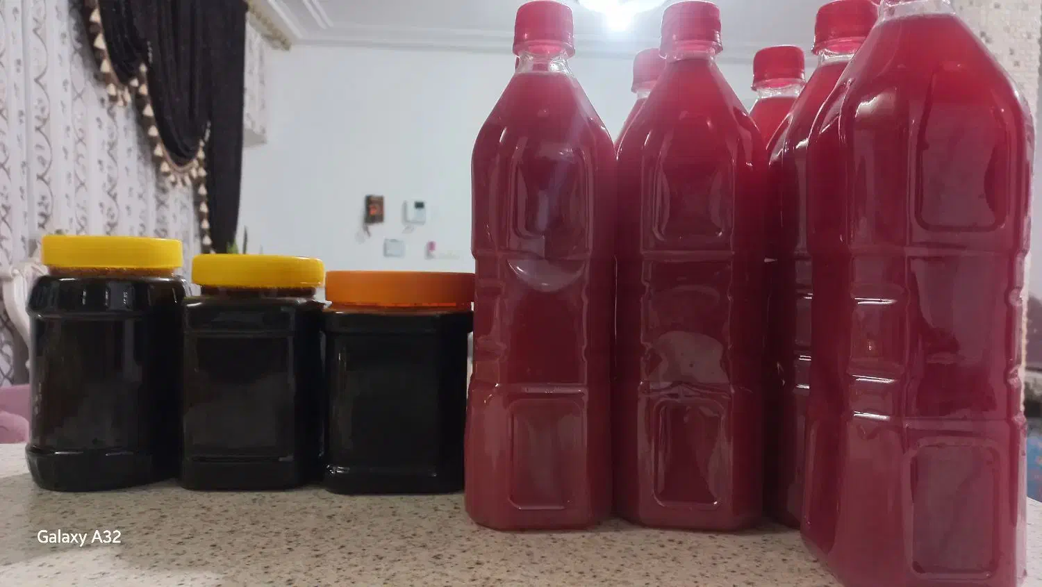 آب انار|خوردنی و آشامیدنی|بادرود, |دیوار