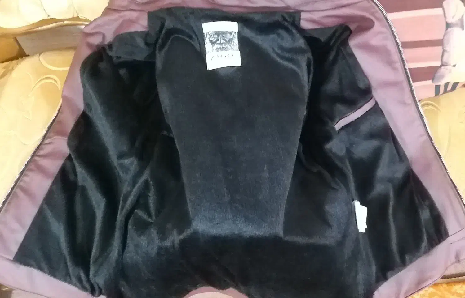 کاپشن چرم زرشکی|لباس|سلماس, |دیوار