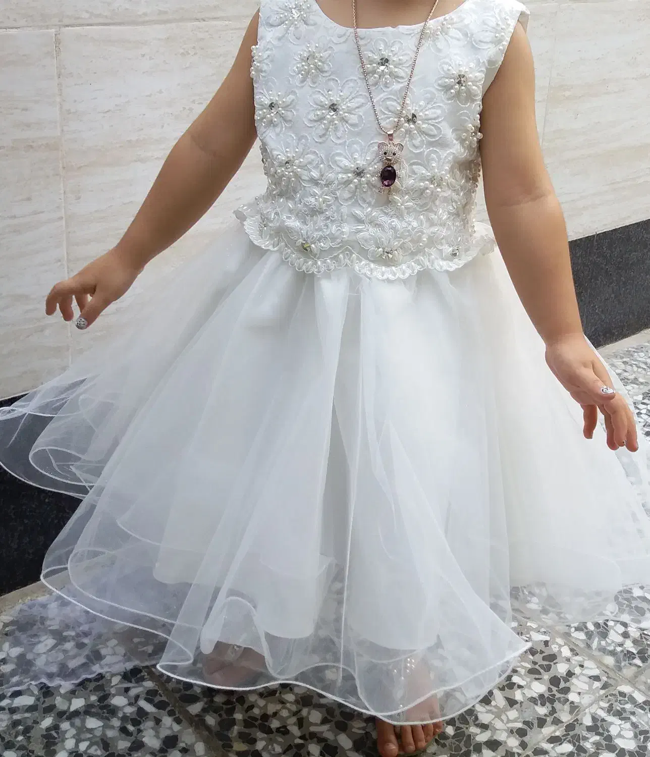 لباس عروس بچگانه|کفش و لباس بچه|شیراز, آبیاری|دیوار