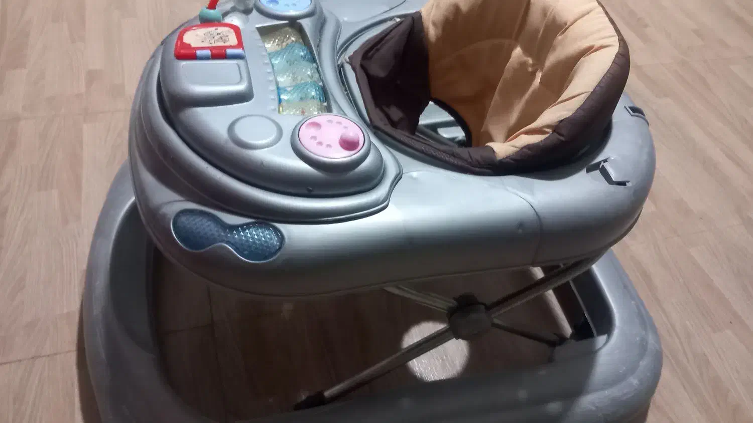 روروئک سالم و تمیز|کالسکه و لوازم جانبی|فردوس (خراسان), |دیوار