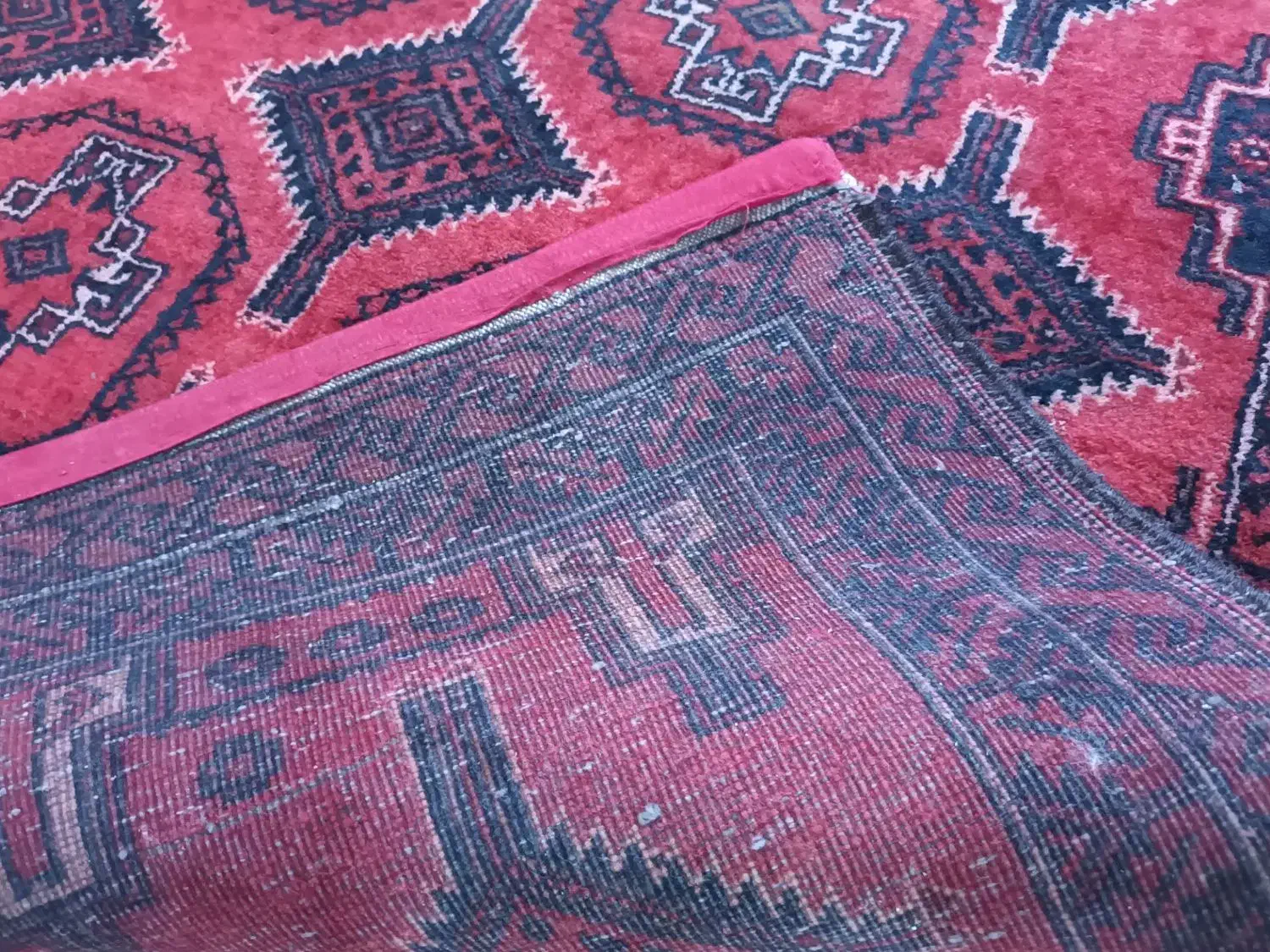 قالیچه دستباف|فرش|مشهد, شهید قربانی|دیوار