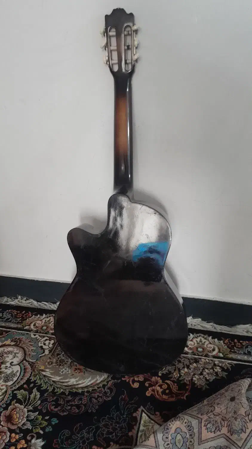 گیتار دالاهو|گیتار، بیس، امپلیفایر|قرچک, محمد آباد|دیوار